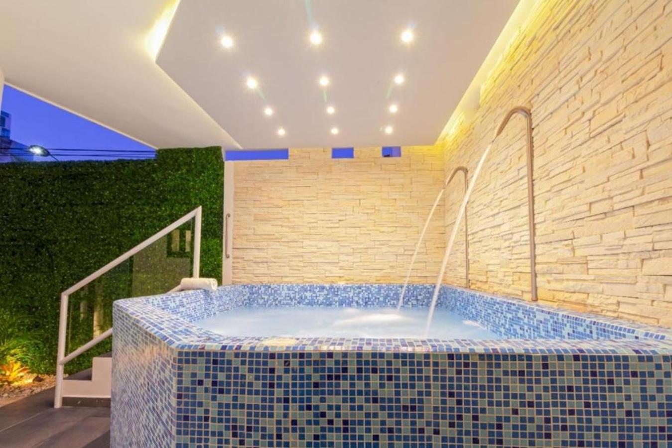 Seven Boutique Apartments Cancún Exterior foto